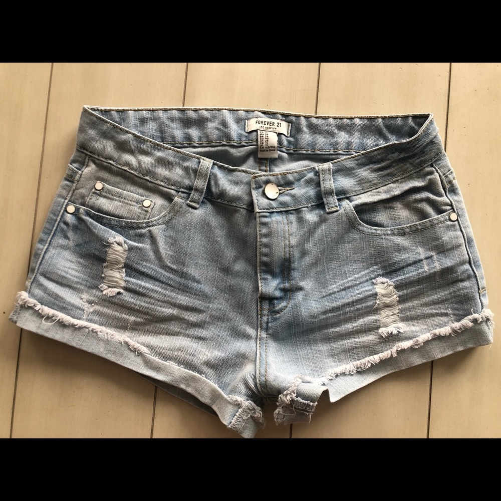 ❤️‍🔥3/$25❤️‍🔥Forever 21 Jean Shorts